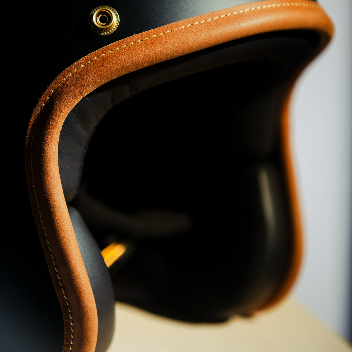 Hedonist Stable Black