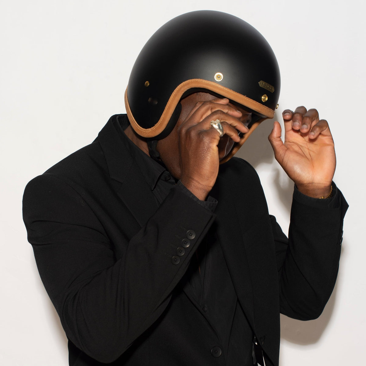 Hedonist Stable Black