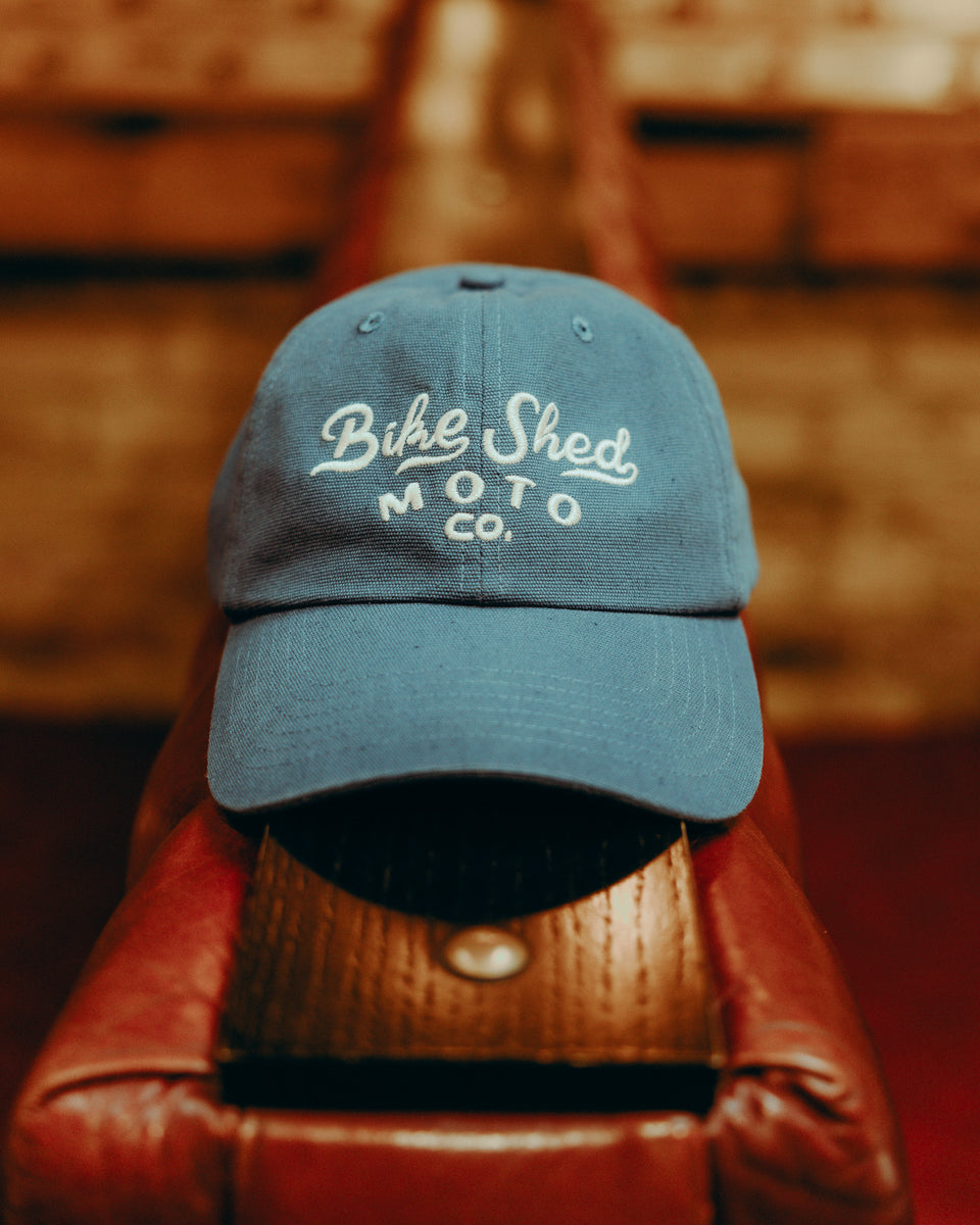 BSMC Desert Race Cap - Blue static close up on restaurant booth