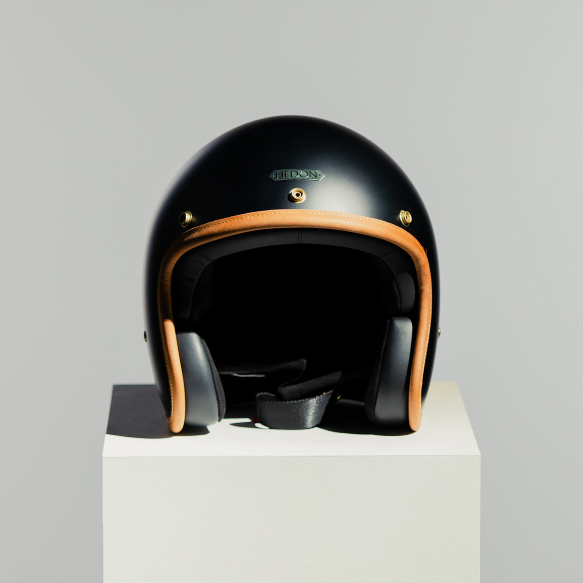 Hedonist Stable Black